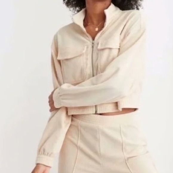 aerie Jackets & Blazers - NWT Aerie Cream Corduroy Full Zip Cropped Utility Jacket Small